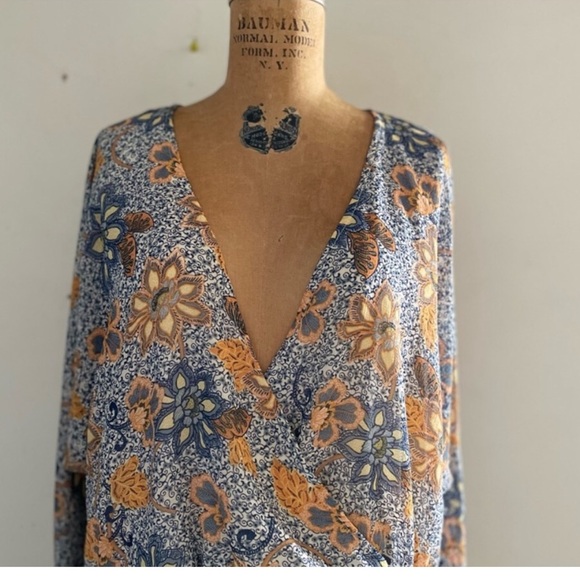 [Free People] Blue Mustard Paisley floral print Oversize Asymmetric Mini Dress. - Picture 7 of 15